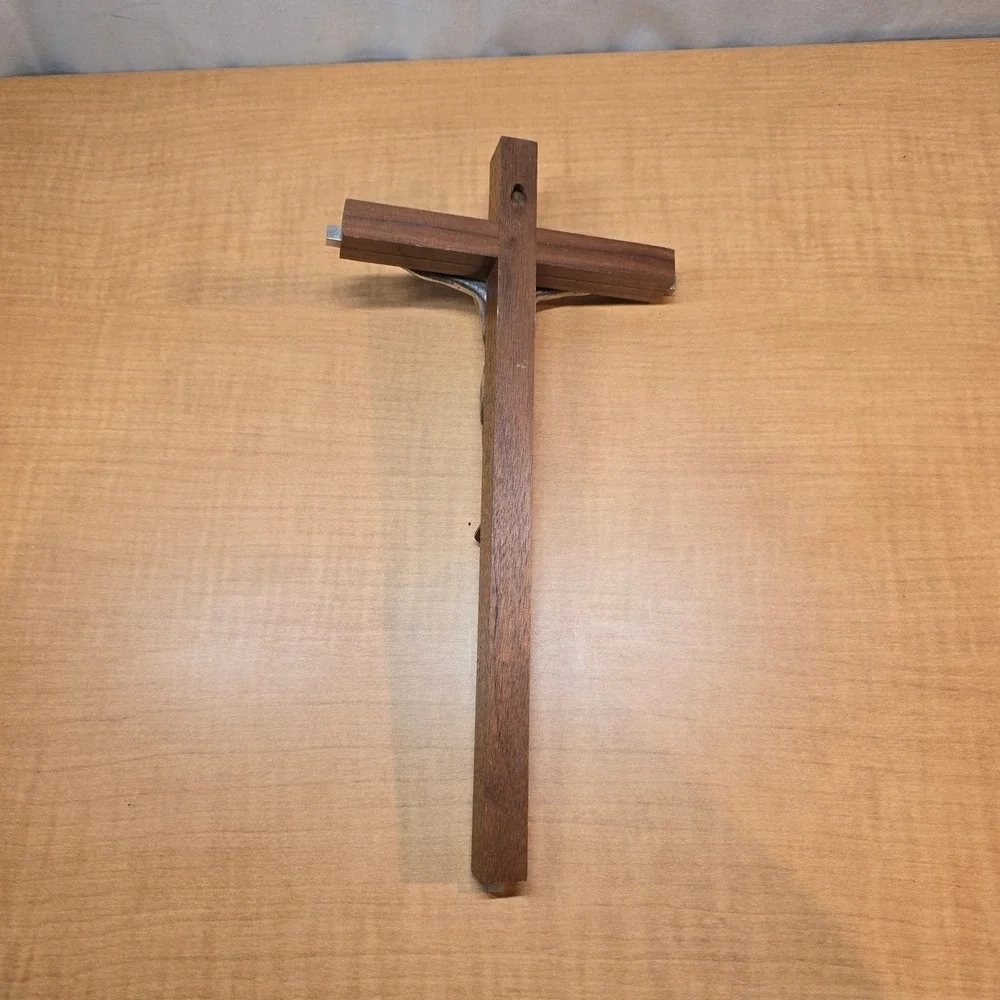 Heavy Wooden and Metal‎ Cross Crucifix Jesus Wall Hanging Vintage 12